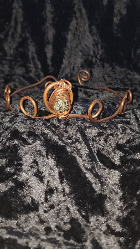 King's Copper Crown w/Pyrite