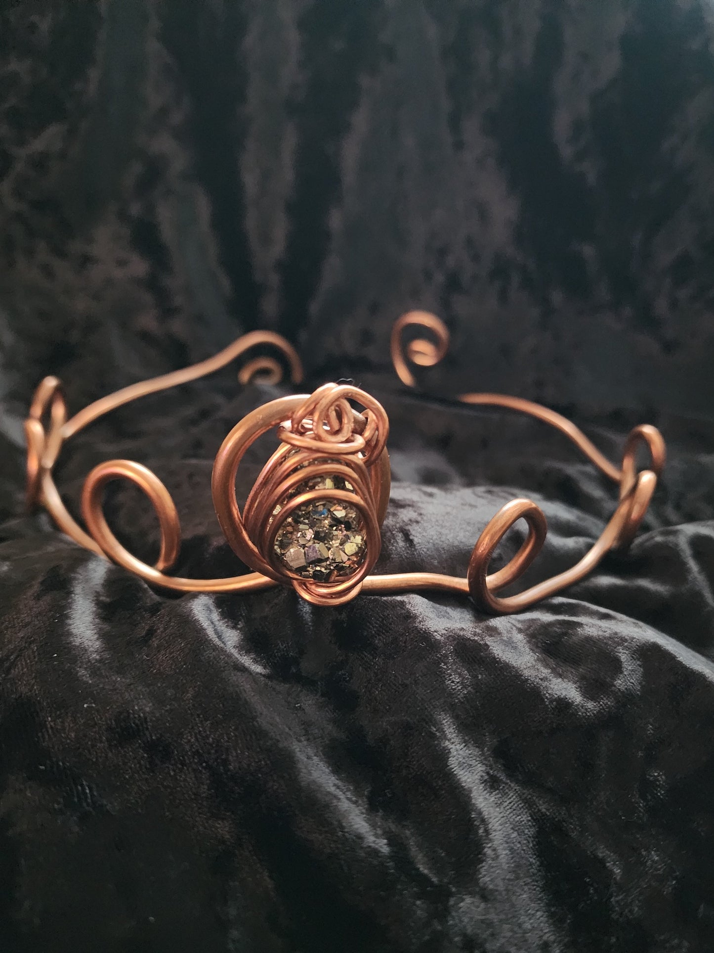 King's Copper Crown w/Pyrite